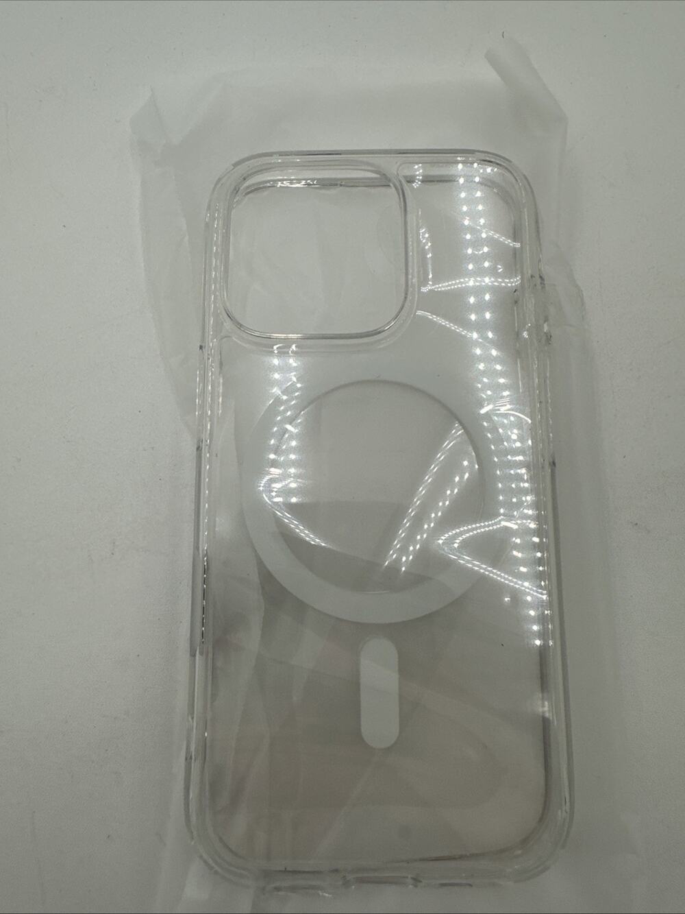 Spigen for iPhone 16 Pro Case, Ultra Hybrid T MagFit